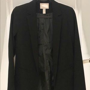 Black blazer for women.